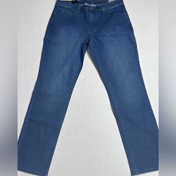 Buffalo David Bitton | NWT Jackson Straight Stretch Jeans - Picture 1 of 5